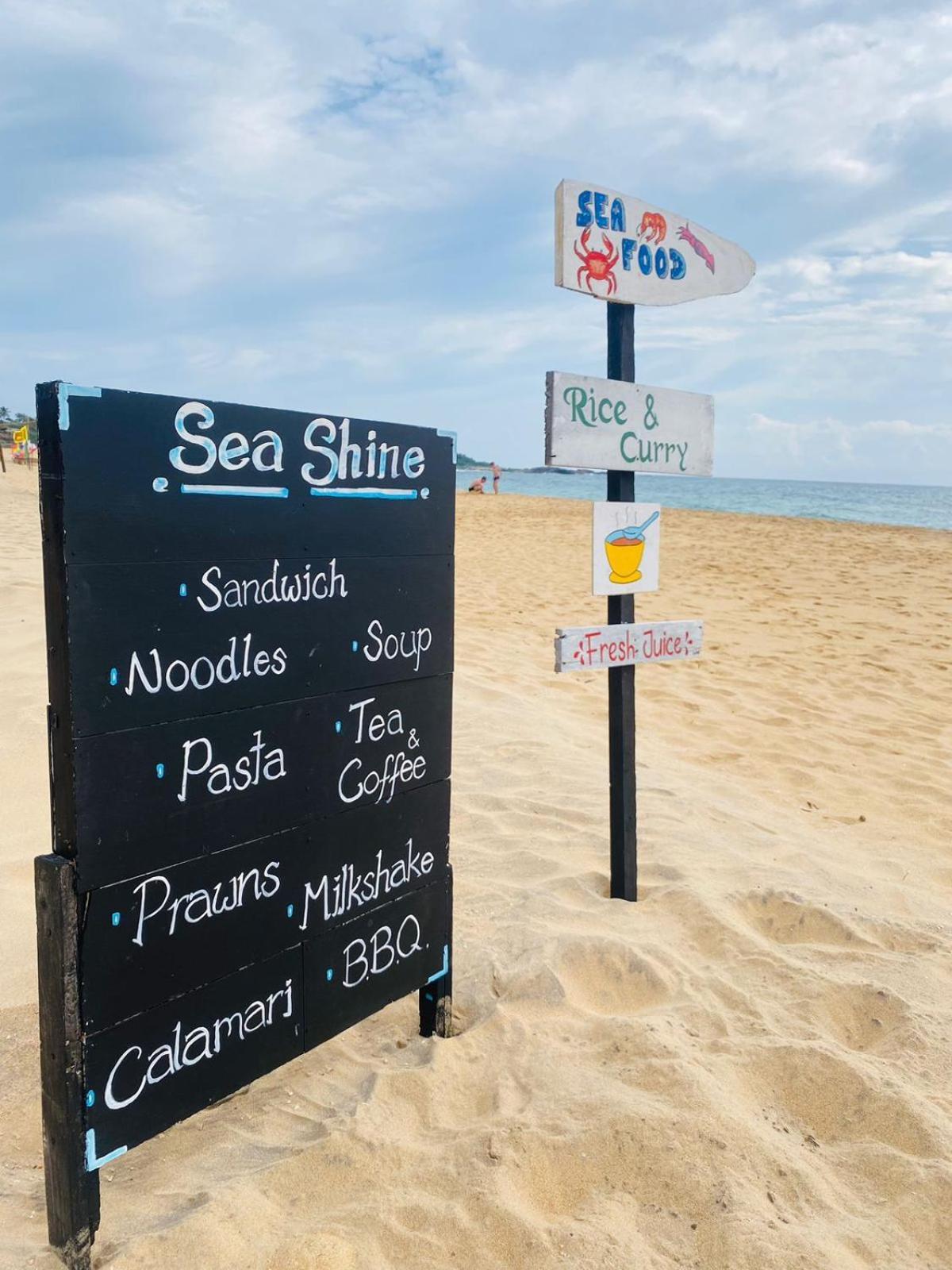 Sea Shine Guest House Hikkaduwa Esterno foto