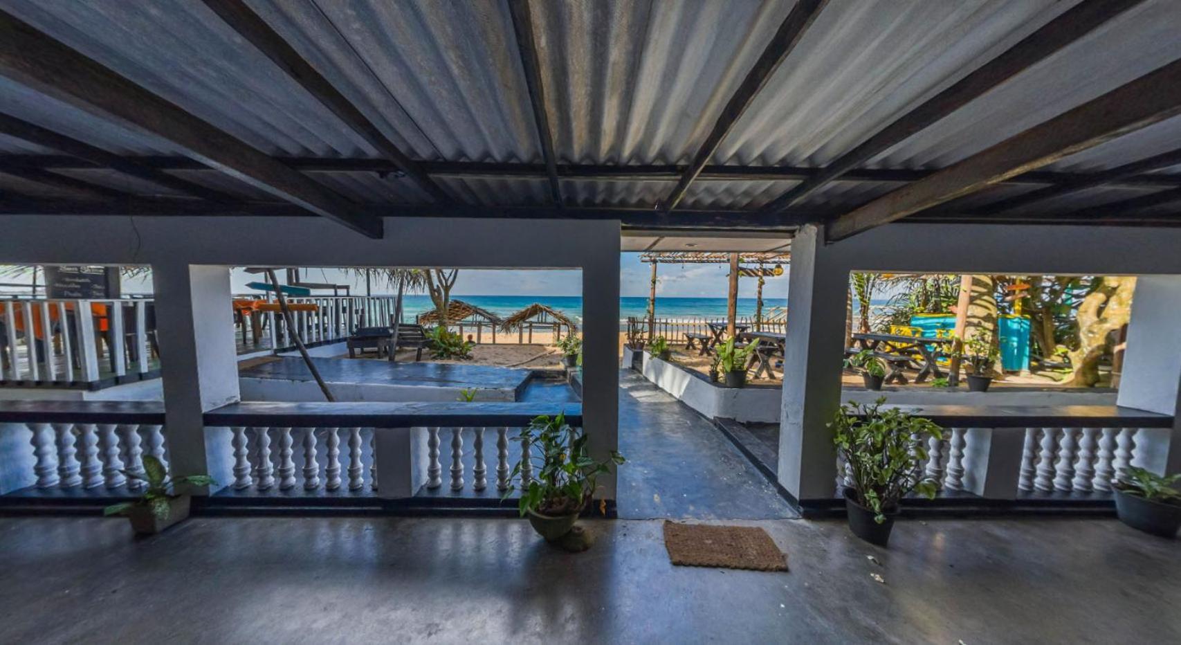 Sea Shine Guest House Hikkaduwa Esterno foto