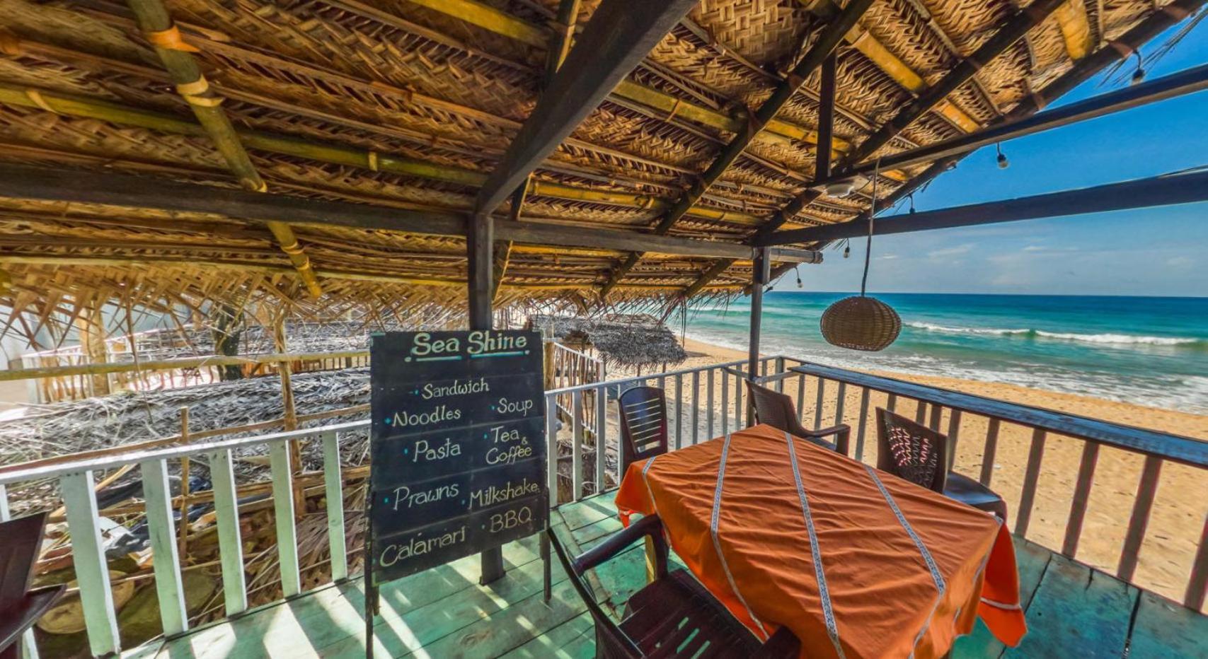 Sea Shine Guest House Hikkaduwa Esterno foto