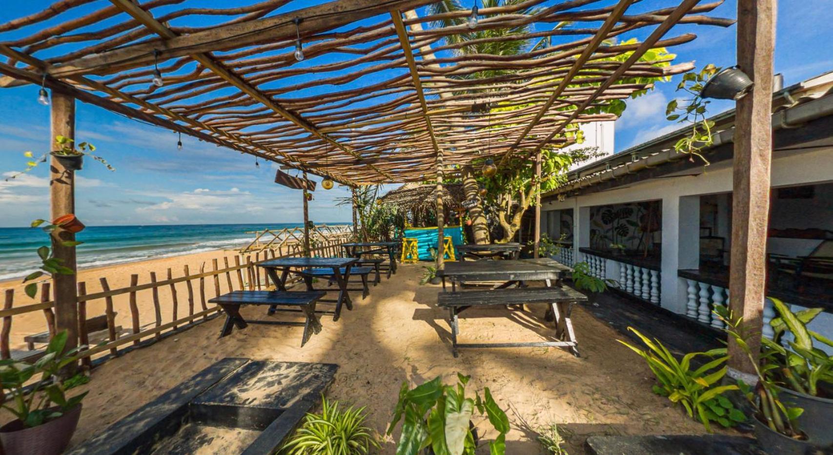 Sea Shine Guest House Hikkaduwa Esterno foto